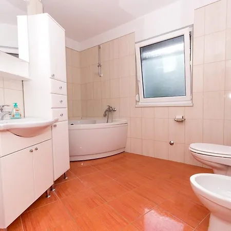 Apartament Lero Okrug Gornji
