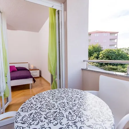 Apartament Lero Okrug Gornji