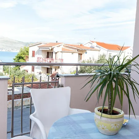 Apartament Lero Okrug Gornji