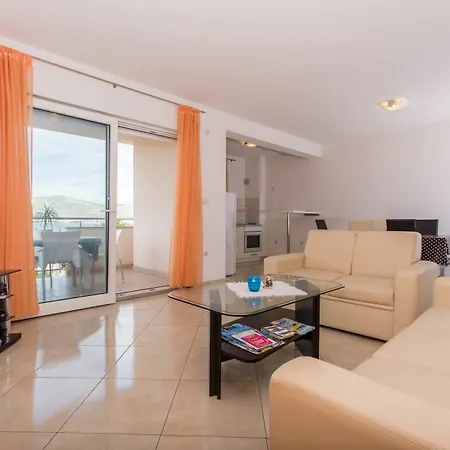 Apartament Lero